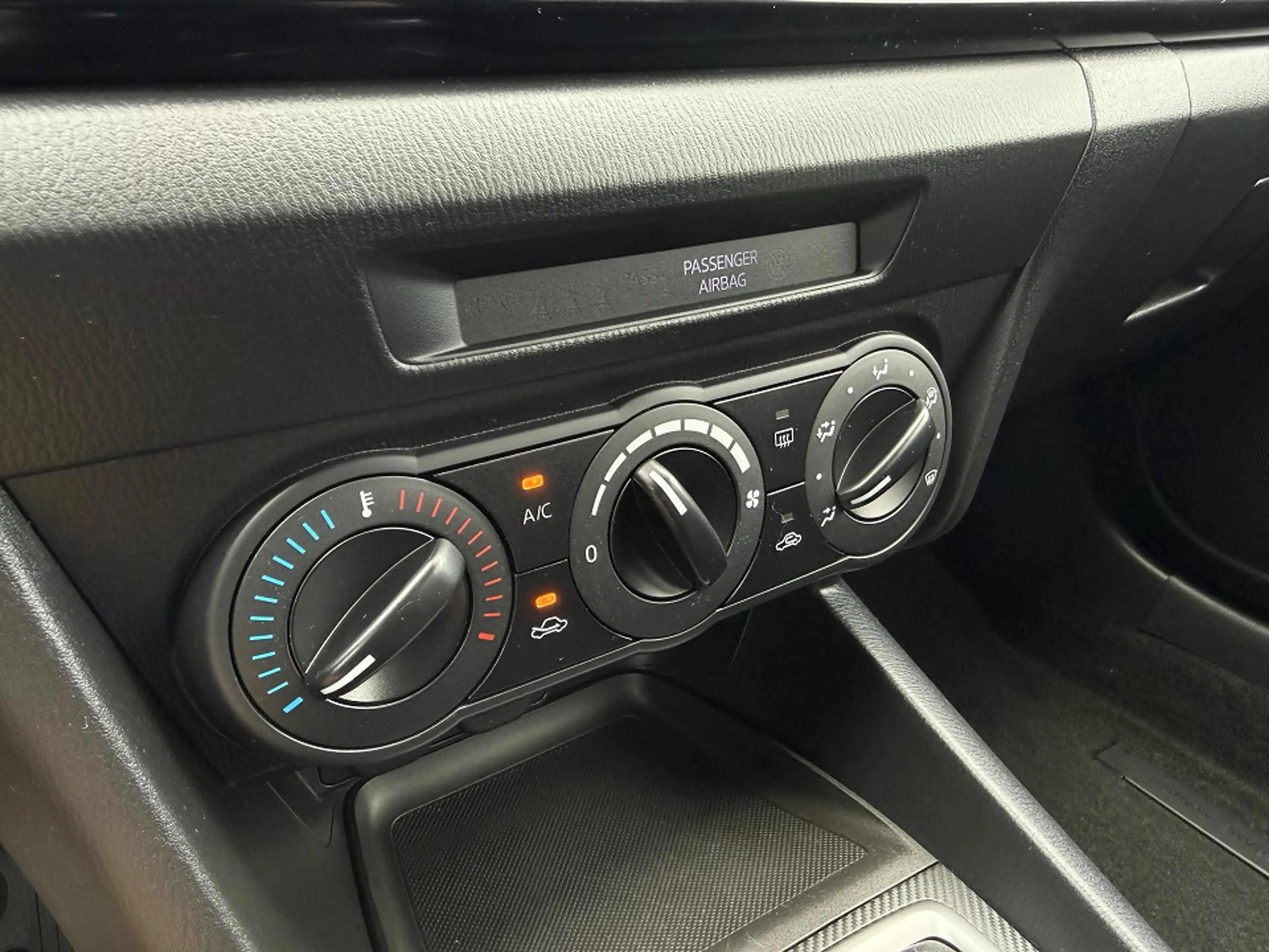 Mazda 3 SKYACTIV-G 100 6GS AL-PRIME — photo 12