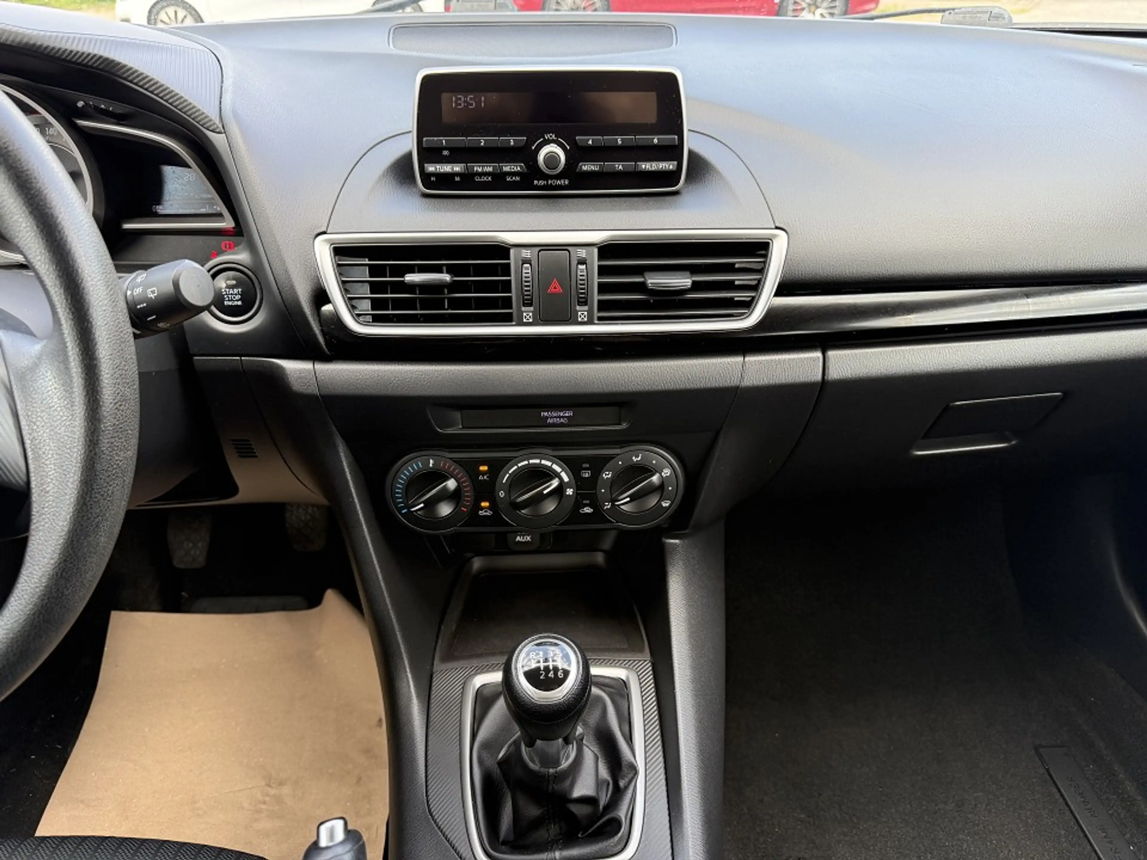 Mazda 3 SKYACTIV-G 100 6GS AL-PRIME — photo 11