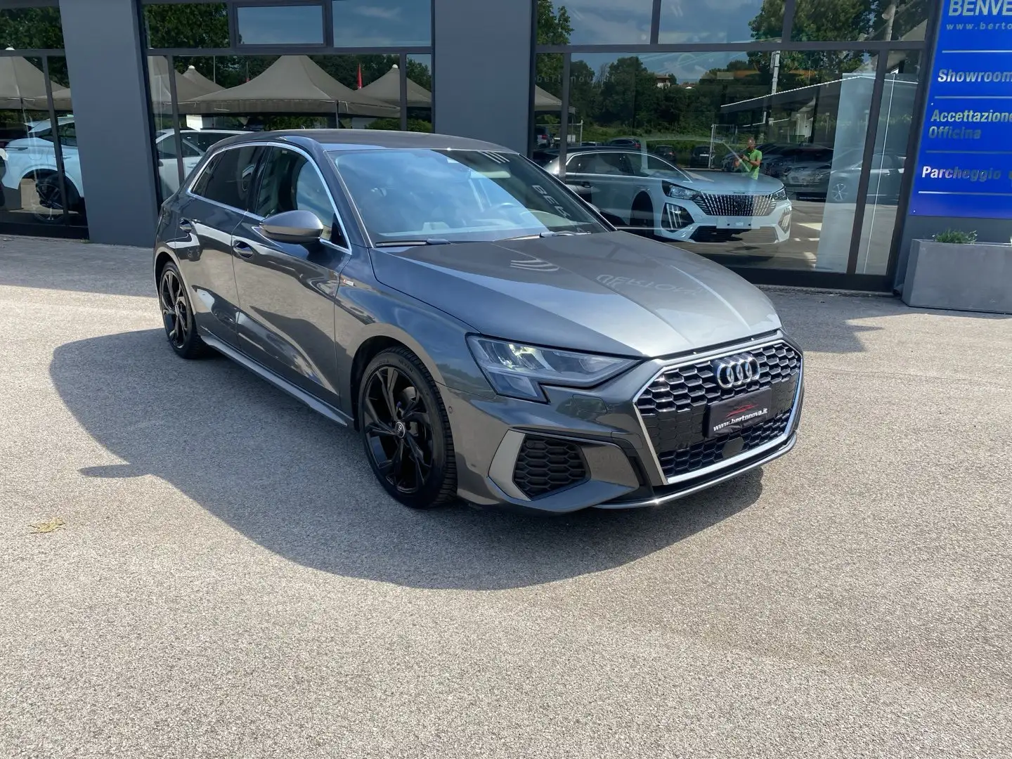 Audi A3 SPB 35 TDI S tronic S line edition Grigio - 1