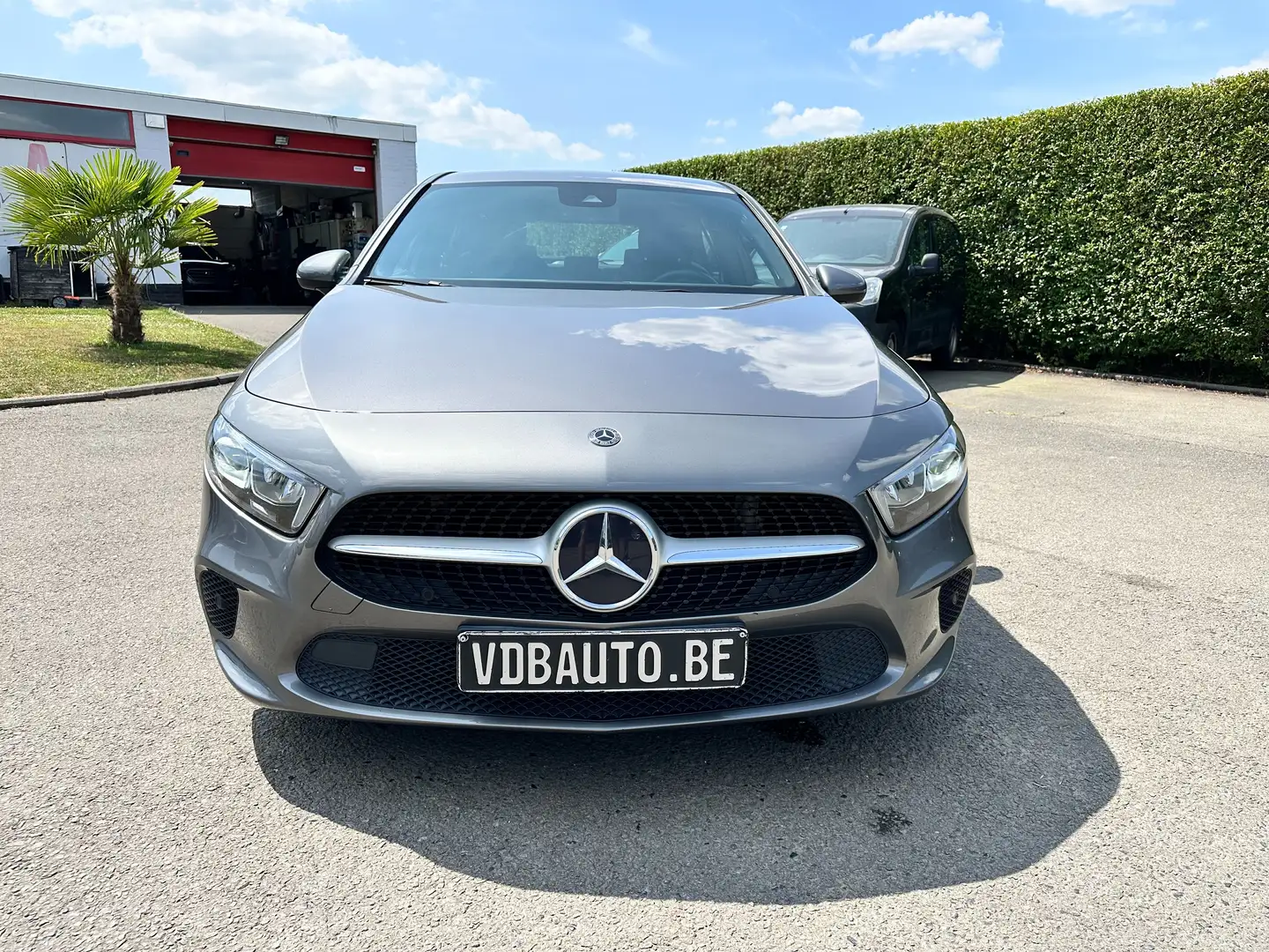 Mercedes-Benz A 160 Pack Sport Business Solution Gris - 2