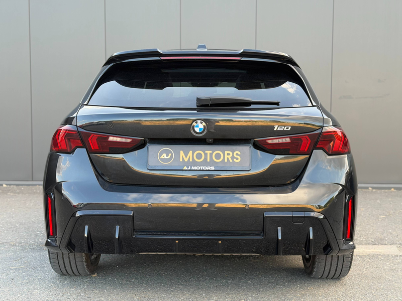 BMW 120 iAS 170cv - Pack M Sport Pro - Pano - TVA — photo 7