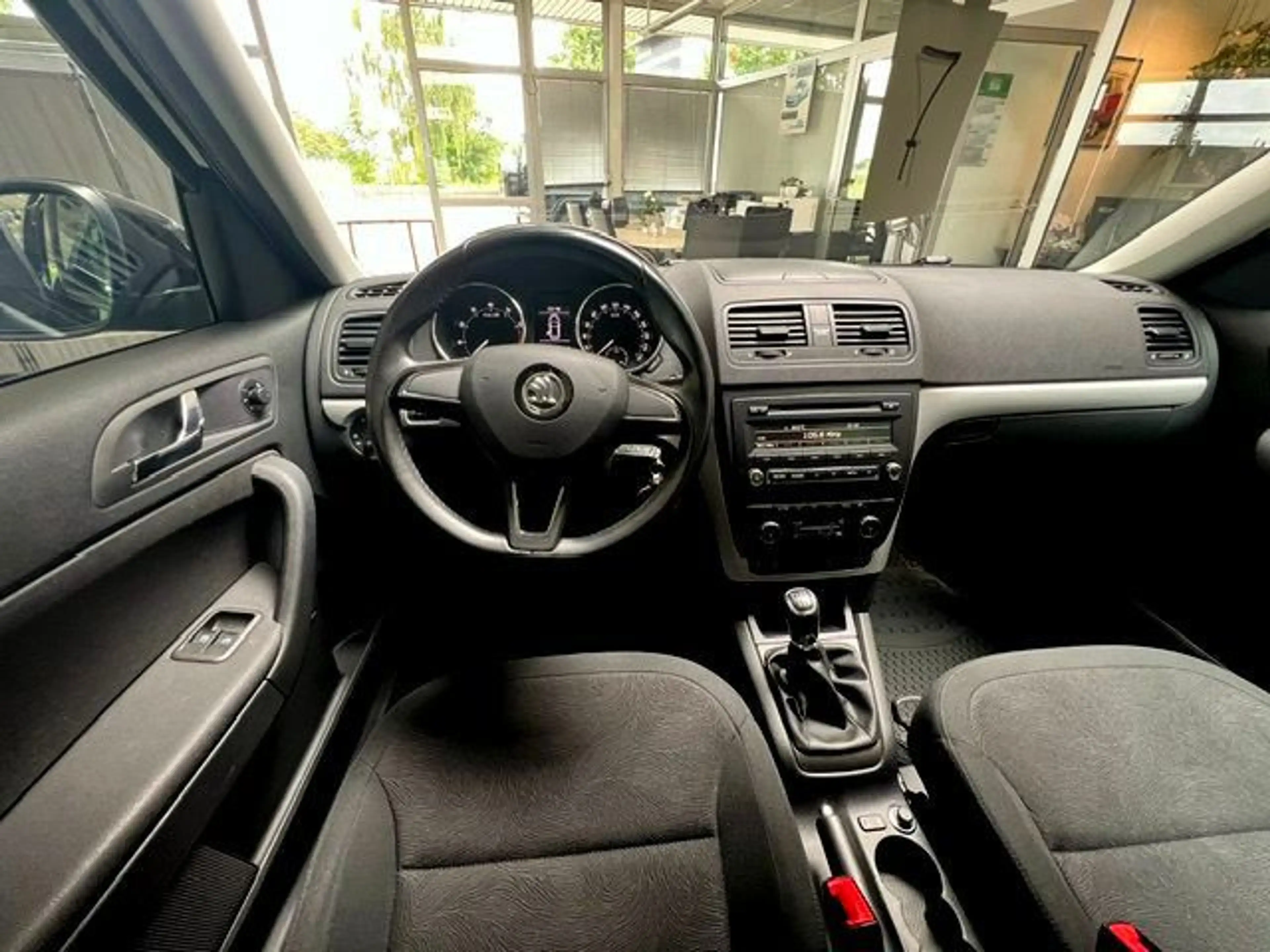 Skoda Yeti Ambition,Klimaautomatik,Einparkhilfe,Tempom — photo 11