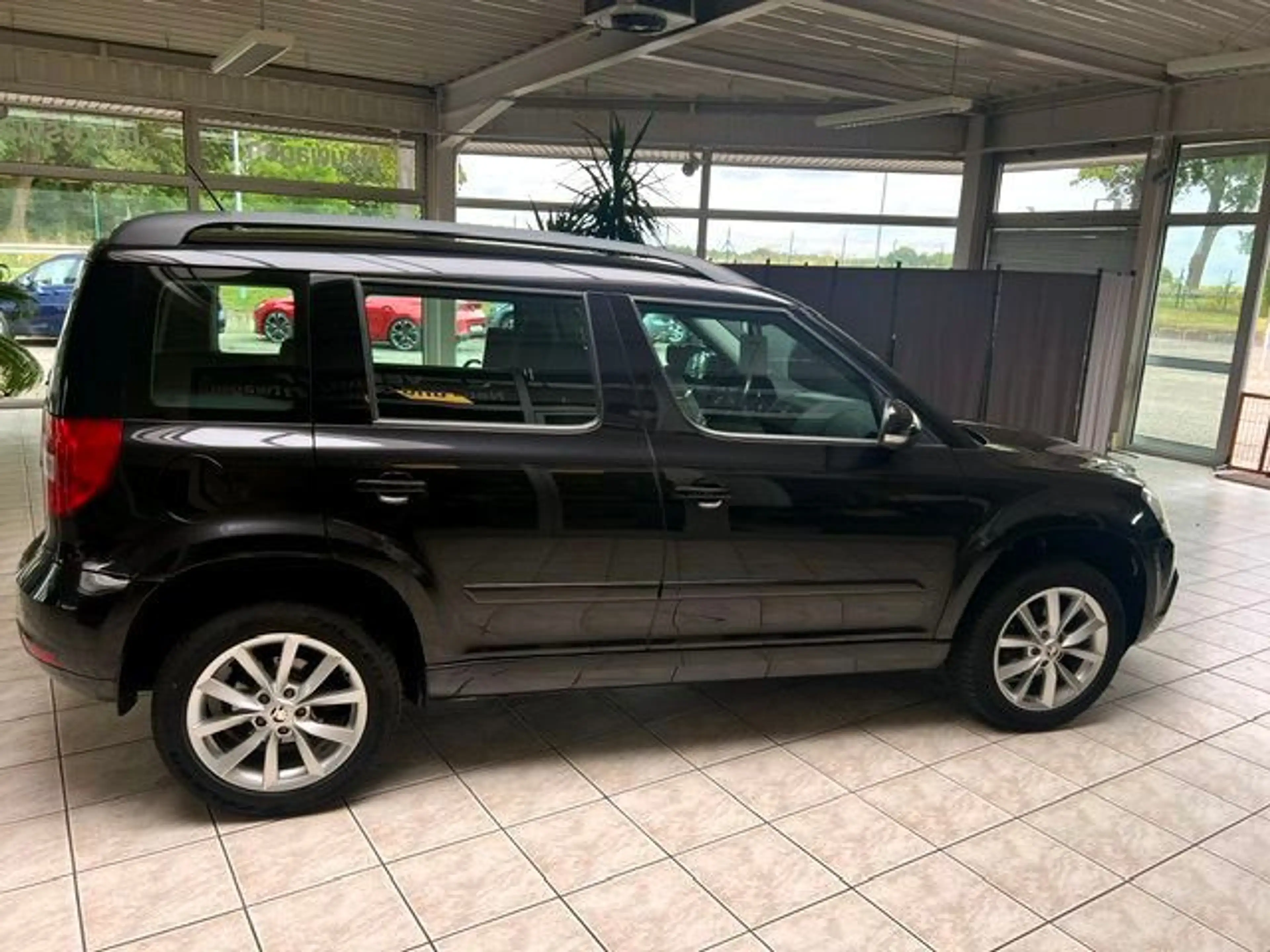 Skoda Yeti Ambition,Klimaautomatik,Einparkhilfe,Tempom — photo 8