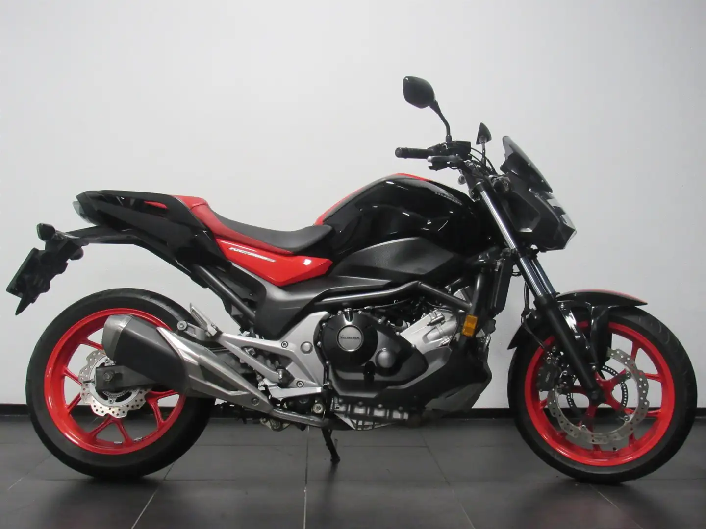 Honda NC 750 S ABS Red - 1