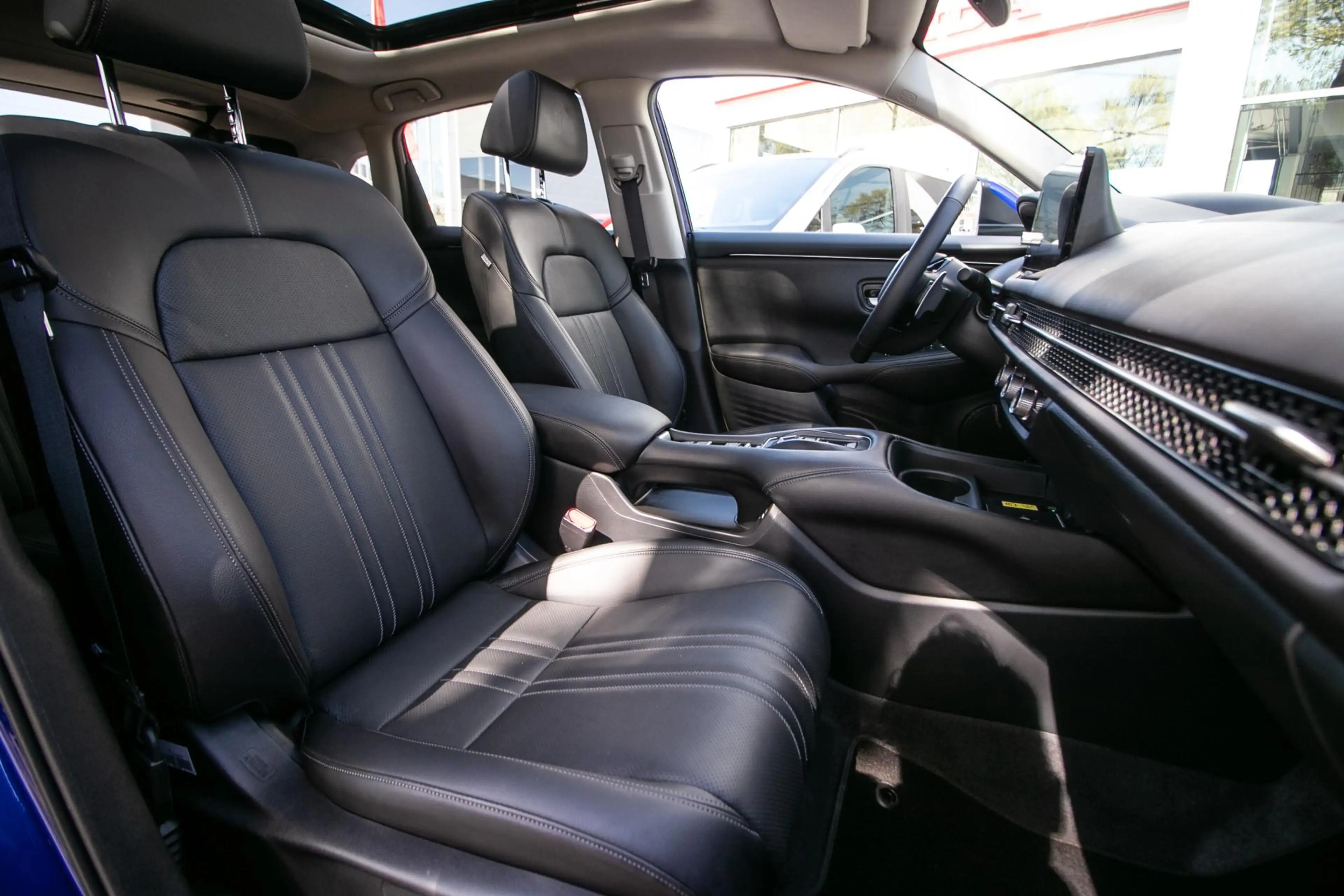 Honda ZR-V 2.0 e:HEV Advance | pano schuif - k dak | Apple cp — photo 6