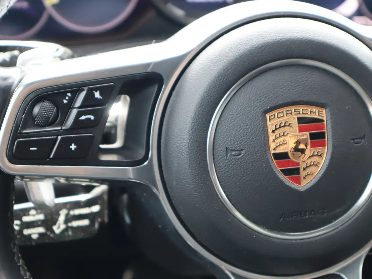 Porsche Panamera снимка Porsche Panamera