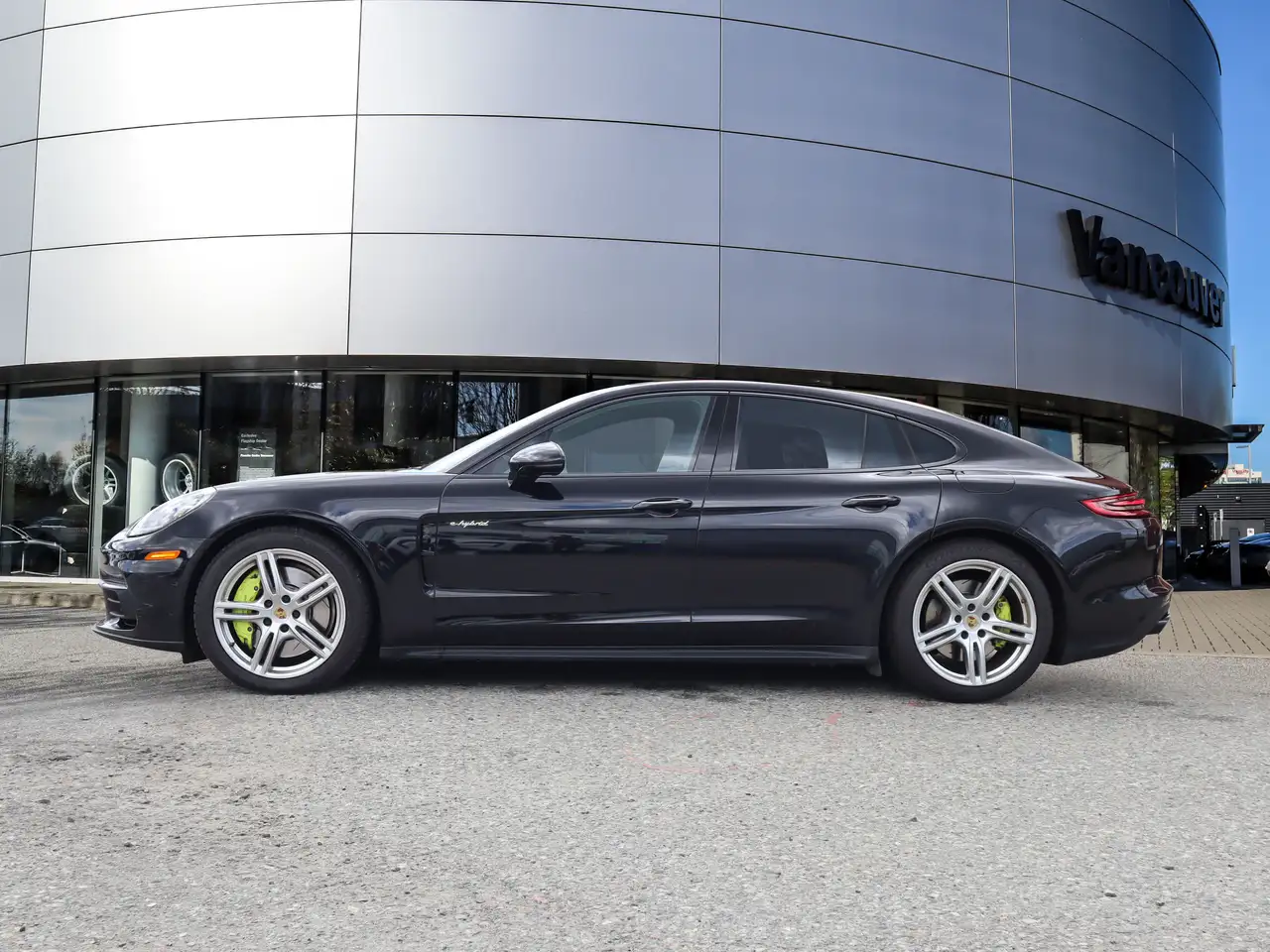 Porsche Panamera снимка Porsche Panamera