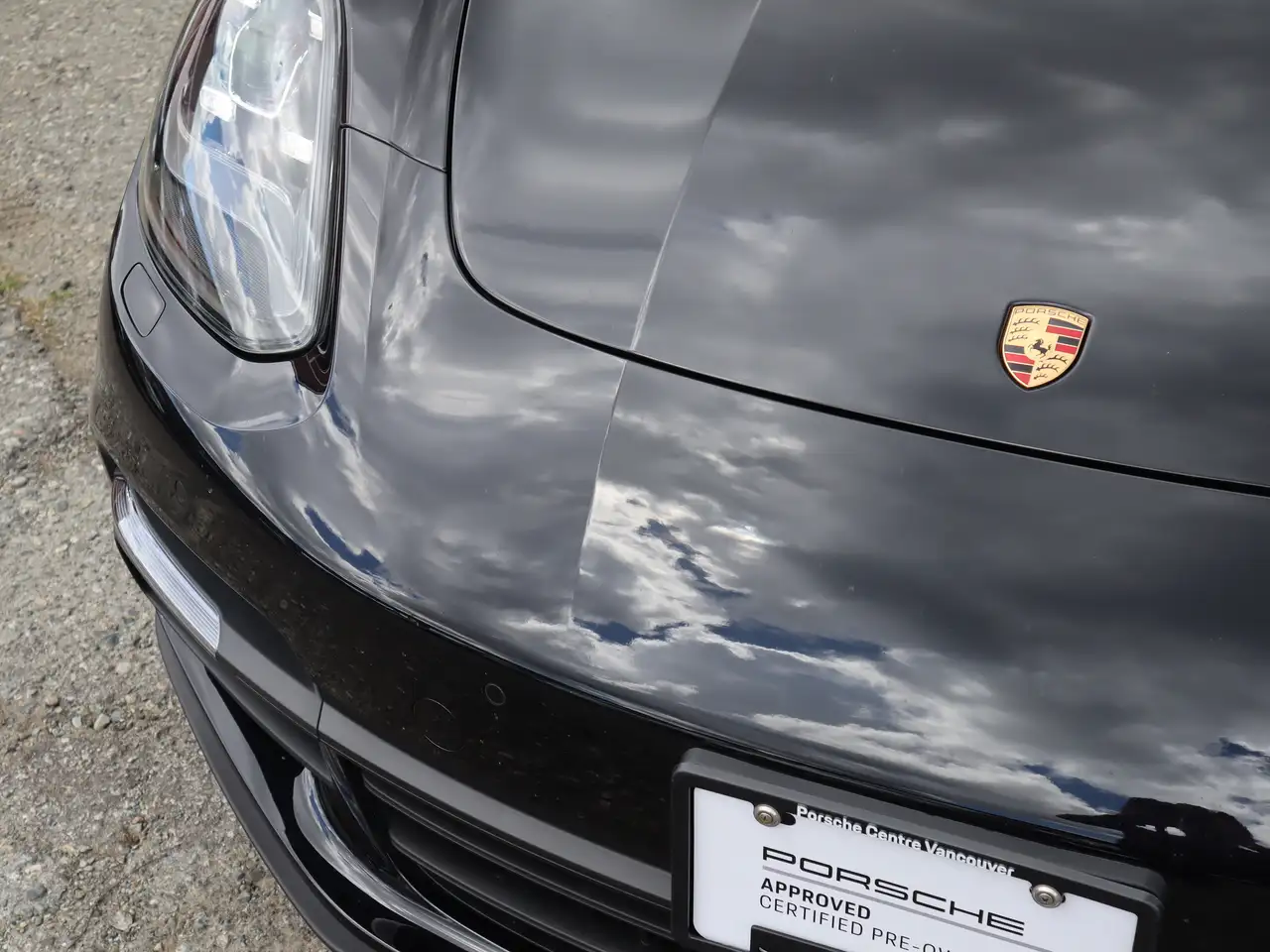 Porsche Panamera снимка Porsche Panamera