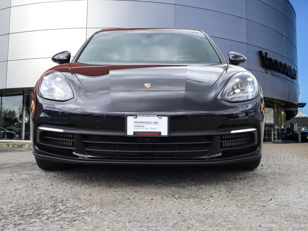Porsche Panamera снимка Porsche Panamera