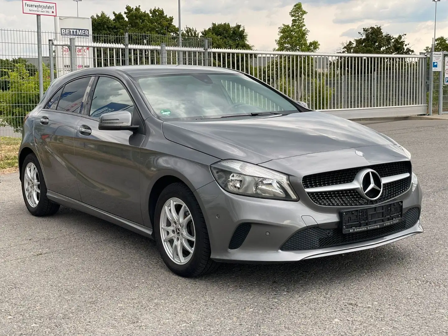 Mercedes-Benz A 180 CDI Automatik PDC SHZ S-Heft Gris - 2