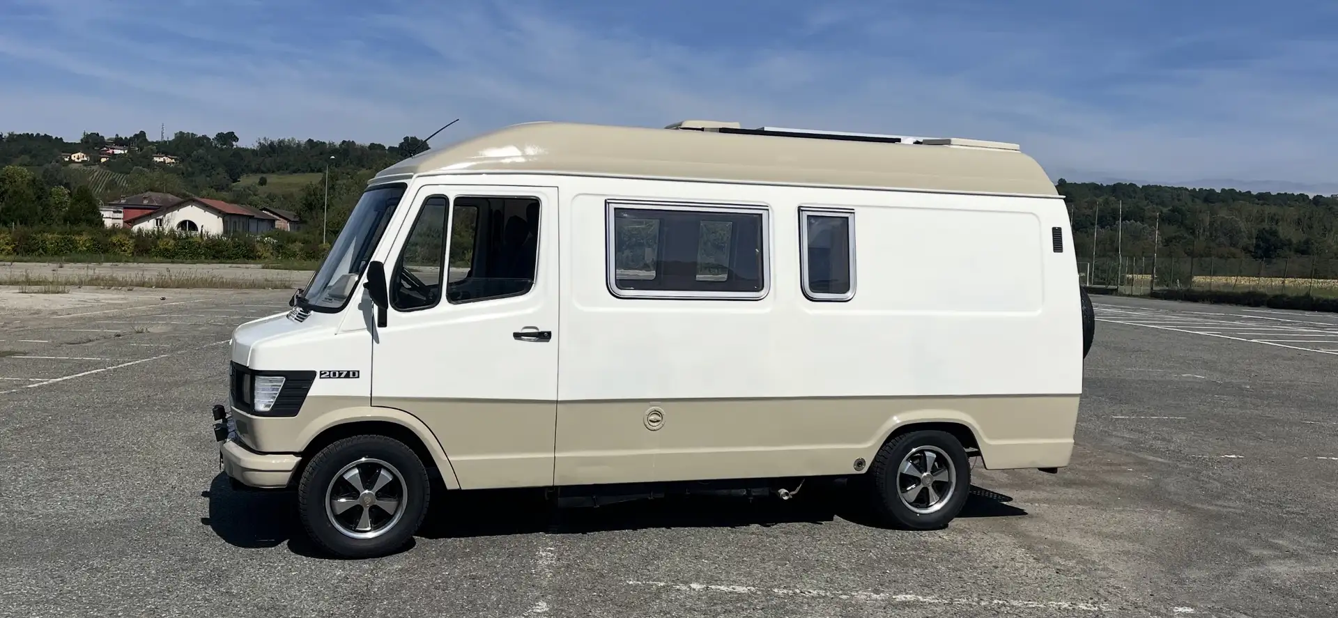 Mercedes-Benz T1 207 tabbert condor 500 - 1