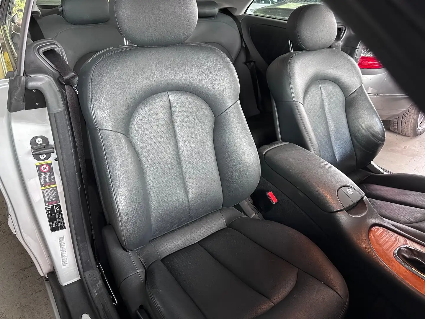 Mercedes-Benz CLK 200 CLK 200 Kompressor (209.342) Grau - 2
