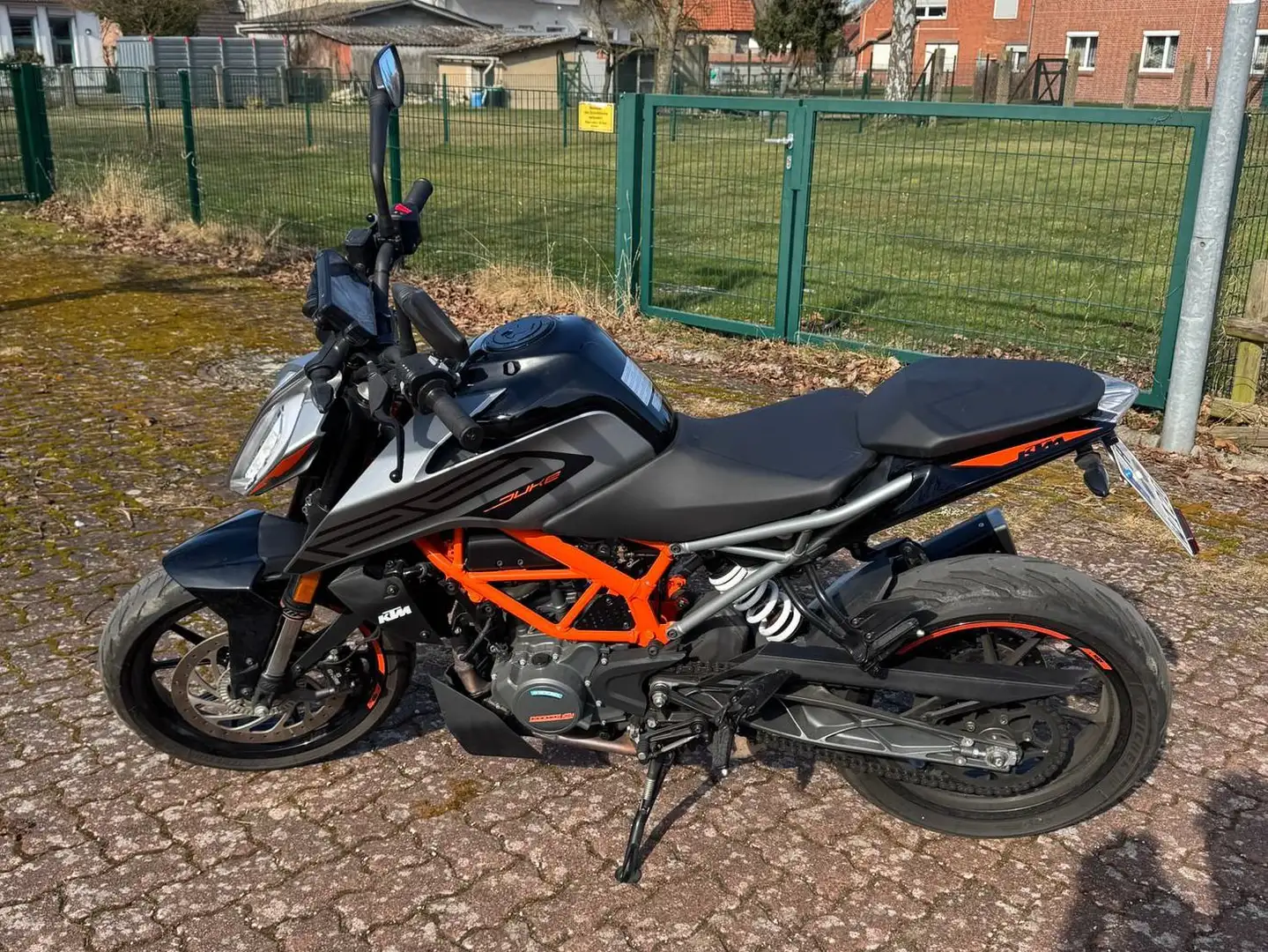 KTM 125 Duke Gris - 2