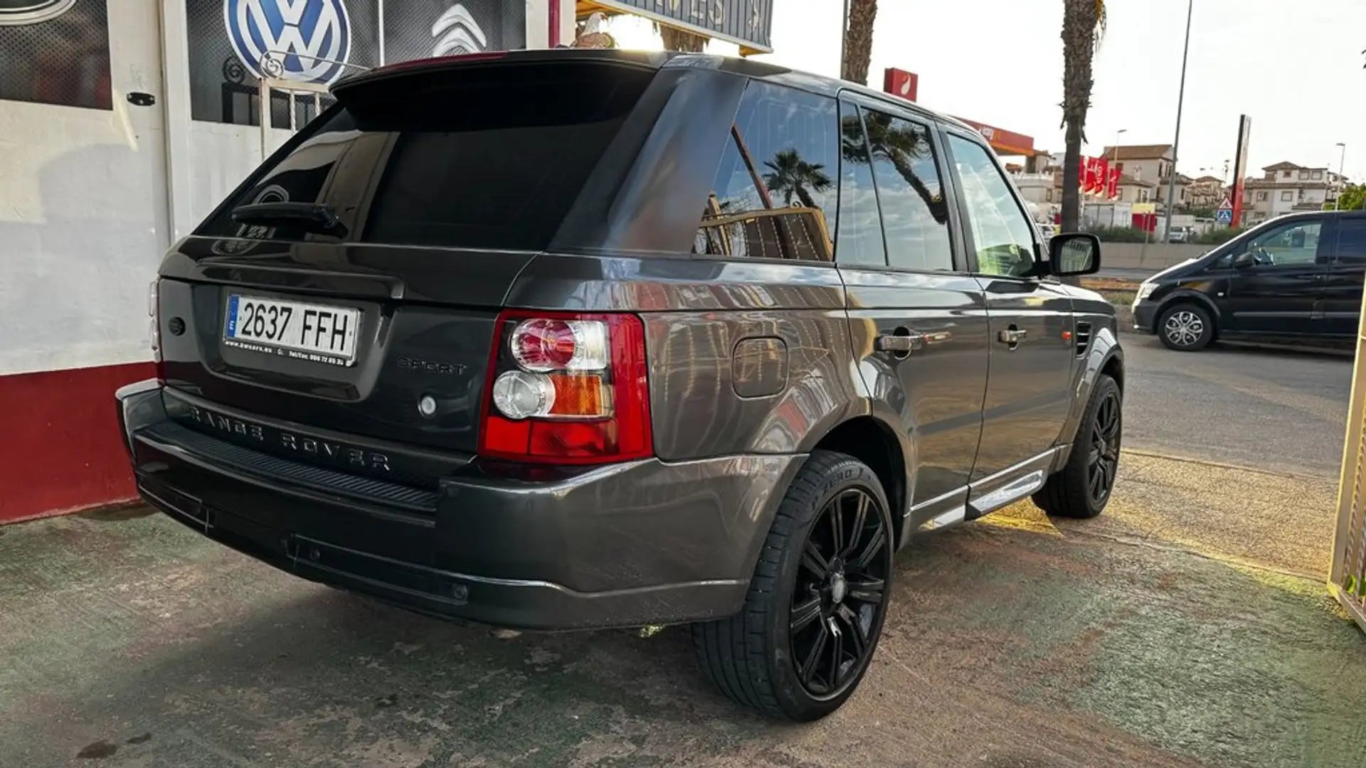 Land Rover Range Rover Sport 2.7 TD V6 SE Gris - 2
