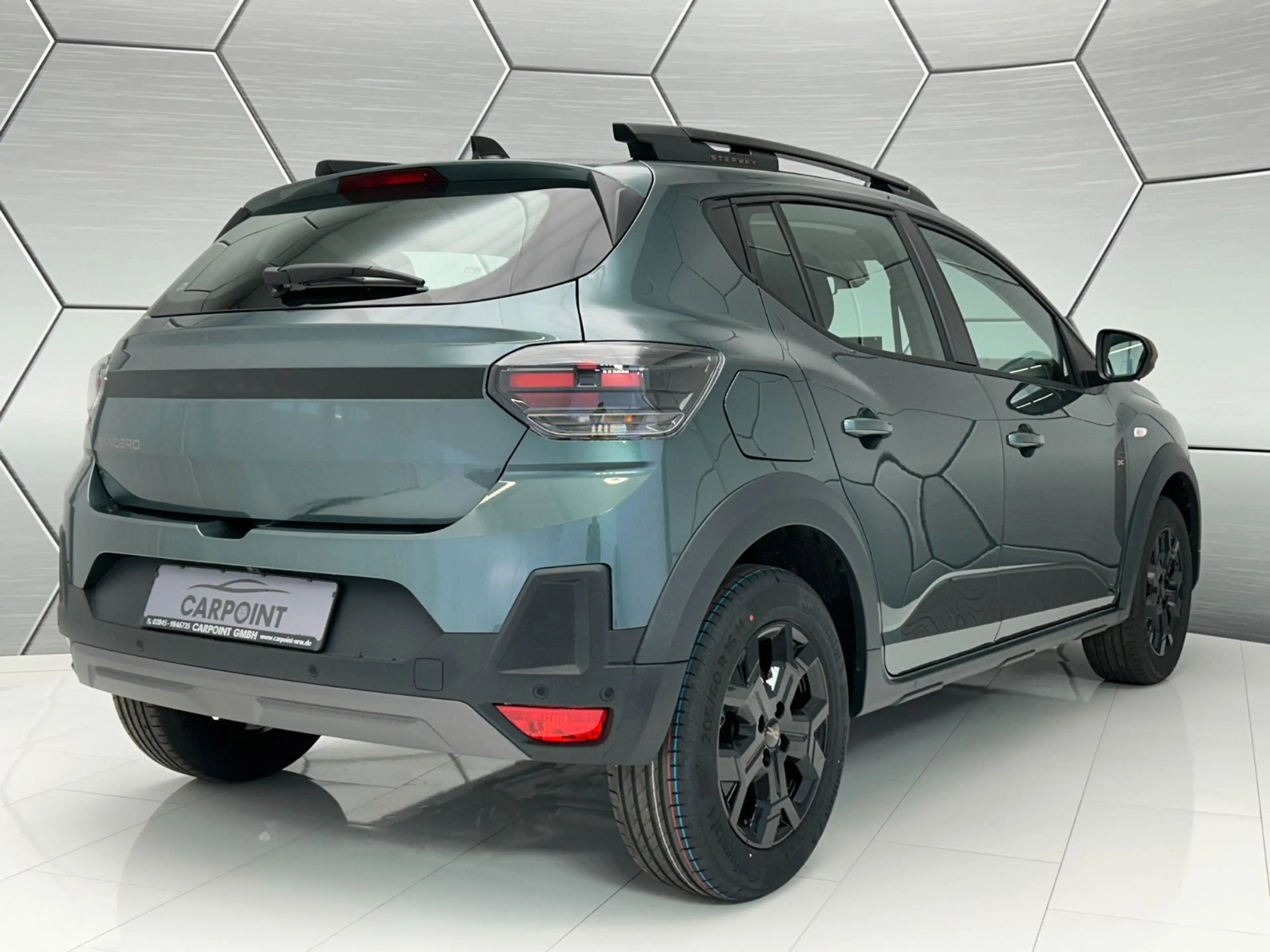Dacia Sandero Stepway Extreme ECO-G 120 auto — photo 6