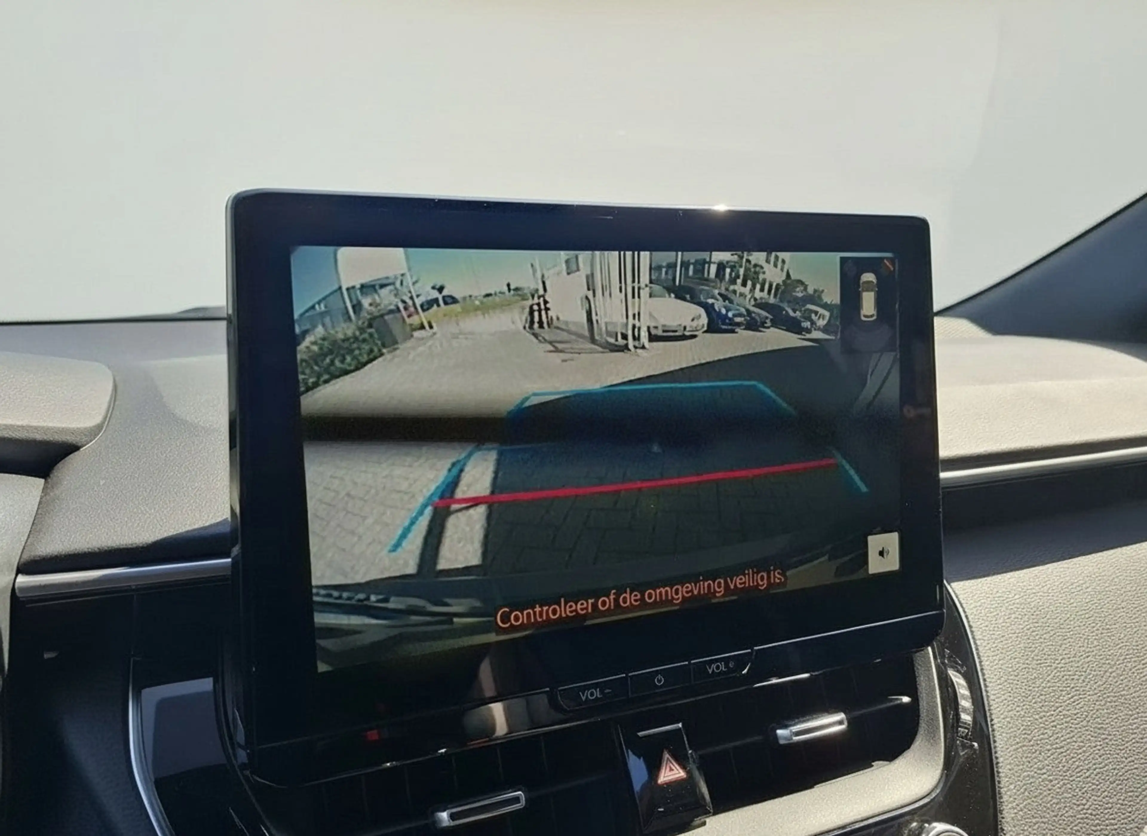 Toyota Corolla Touring Sports Hybrid 200 GR Sport 200 PK ! — photo 14