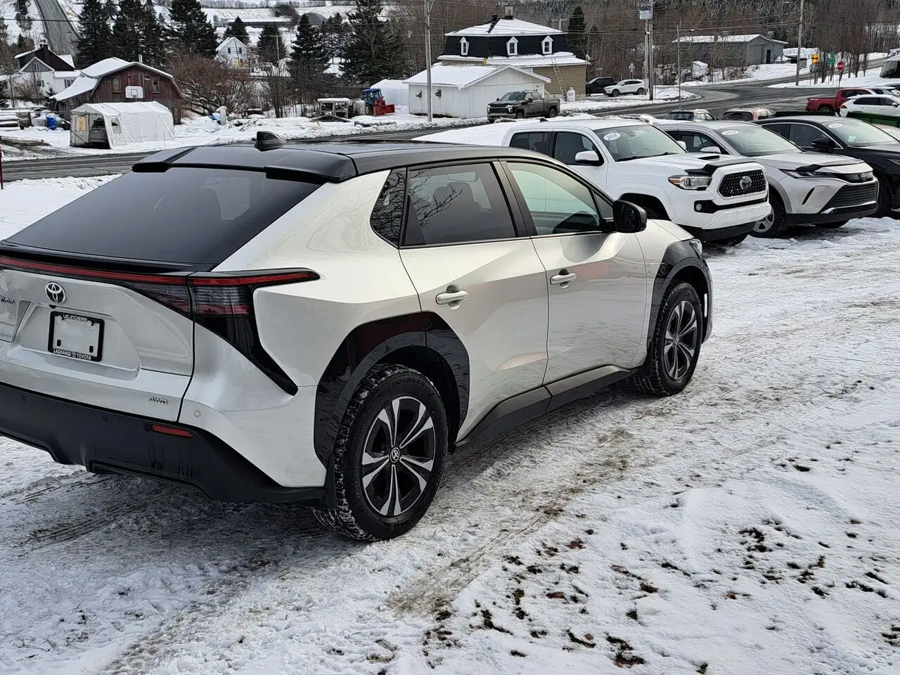 Toyota bZ4X снимка Toyota bZ4X