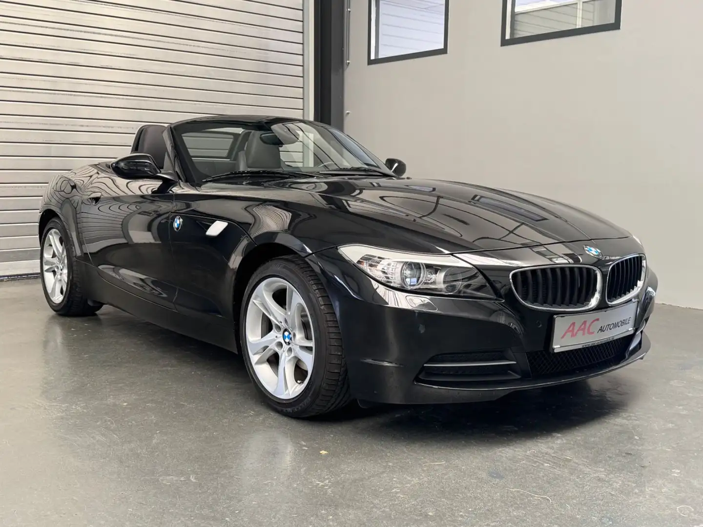 BMW Z4 sDrive 23i, 1. Hand, sehr guter Zustand Noir - 1