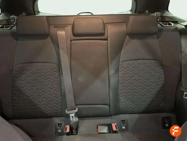 Toyota Auris 2022, foto 25
