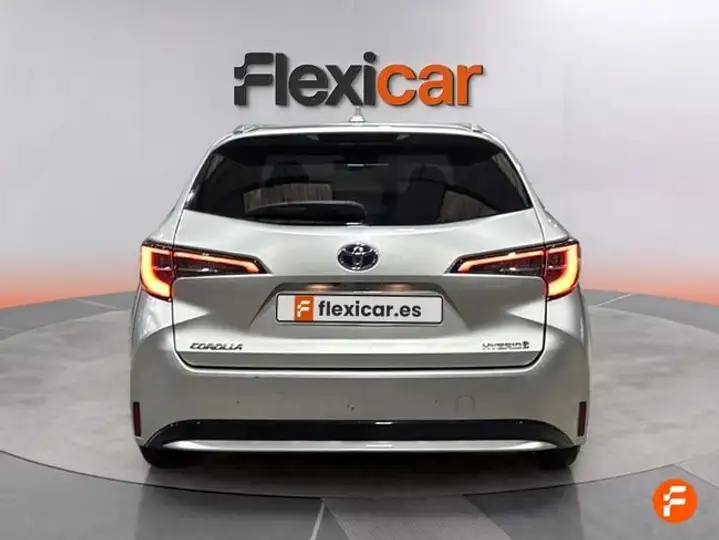 Toyota Auris 2022, foto 7