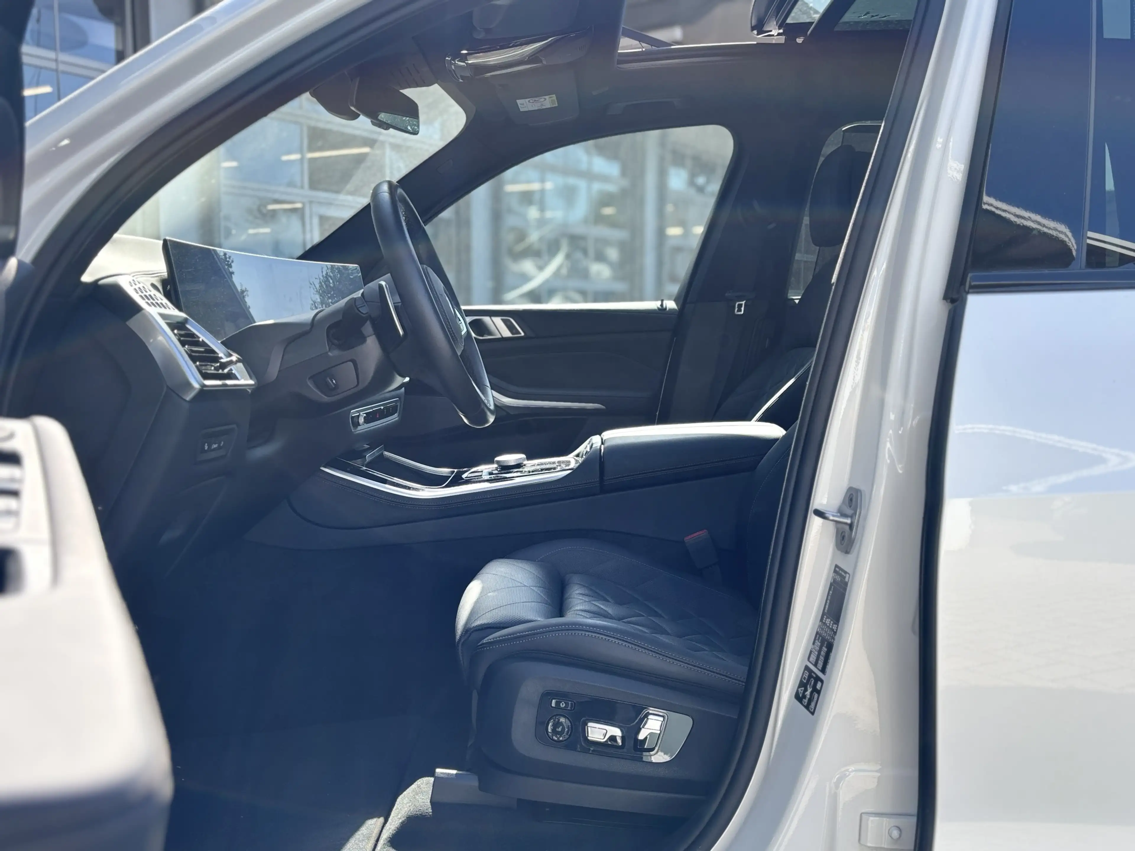 BMW X5 40d xDrive M-SPORT LEDER Pano AHK 1. Hd. — photo 8