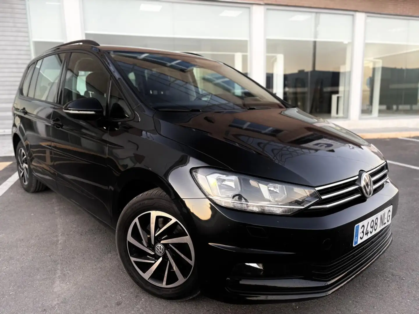 Volkswagen Touran 2.0TDI CR BMT Advance DSG 110kW Negro - 1