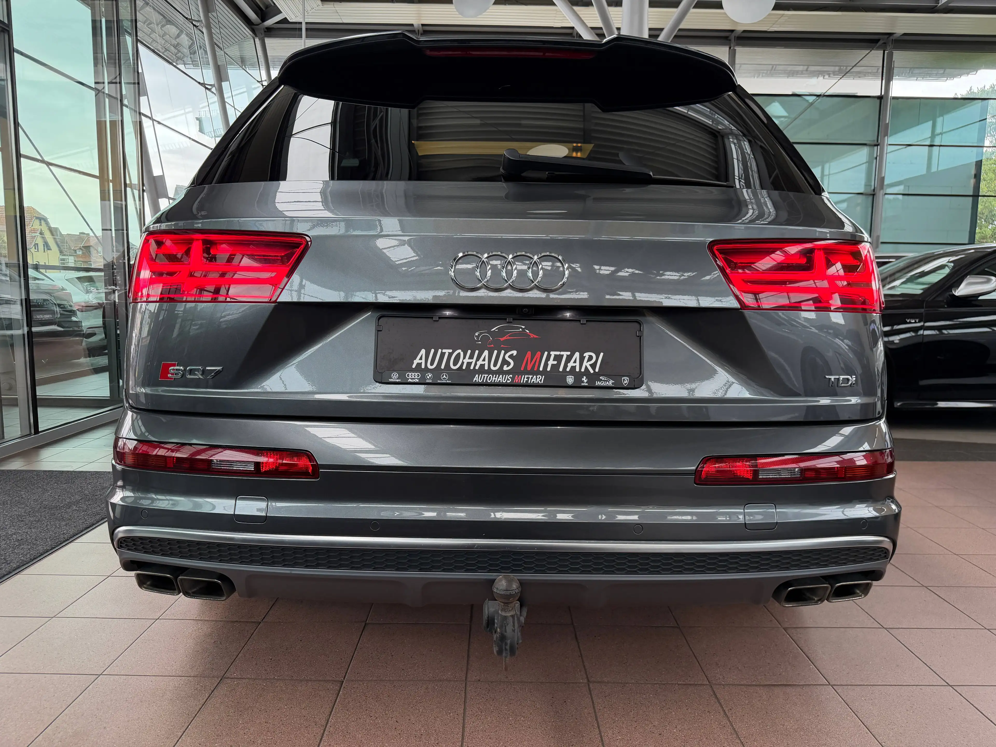 Audi SQ7 4.0 TDI Matrix Nachtsicht Bose Advanced 360° 21" — photo 12