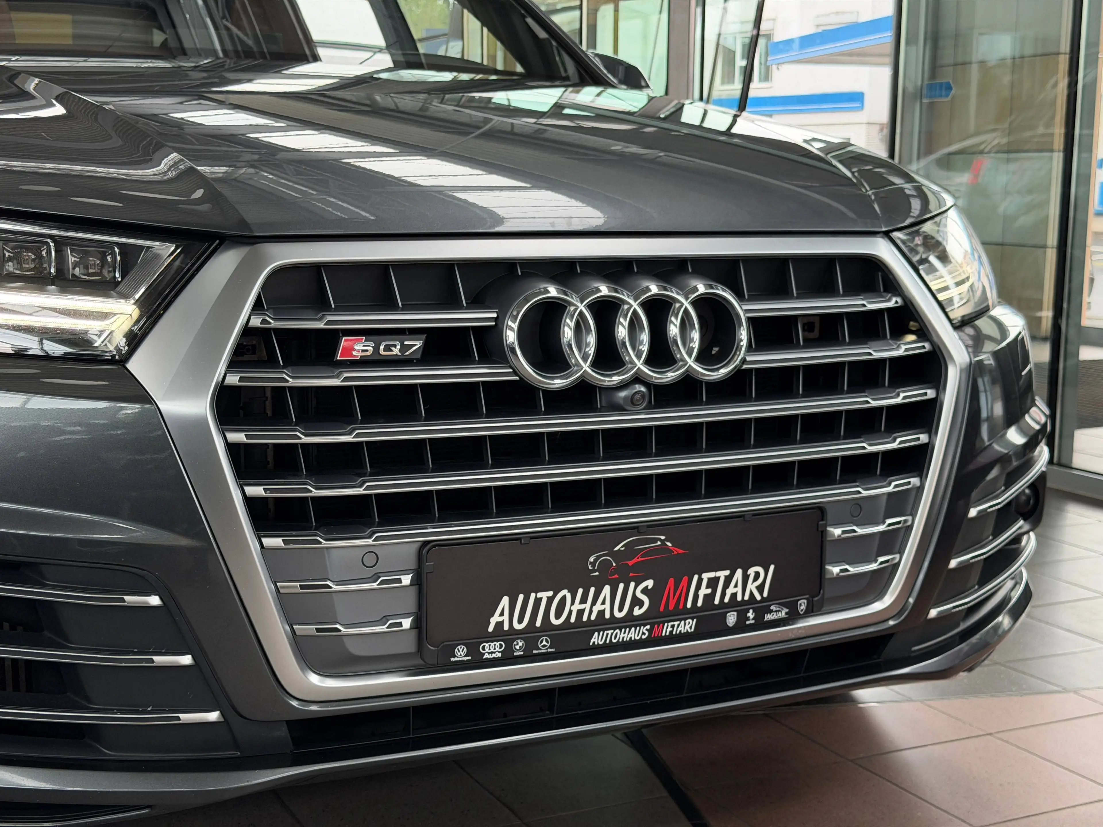 Audi SQ7 4.0 TDI Matrix Nachtsicht Bose Advanced 360° 21" — photo 14
