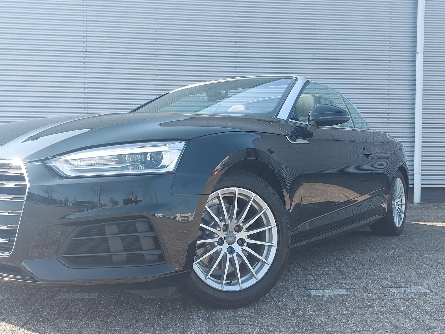 Audi A5 Cabriolet 2.0 TFSI MHEV Pro Line Automaat, airco,n Black - 2