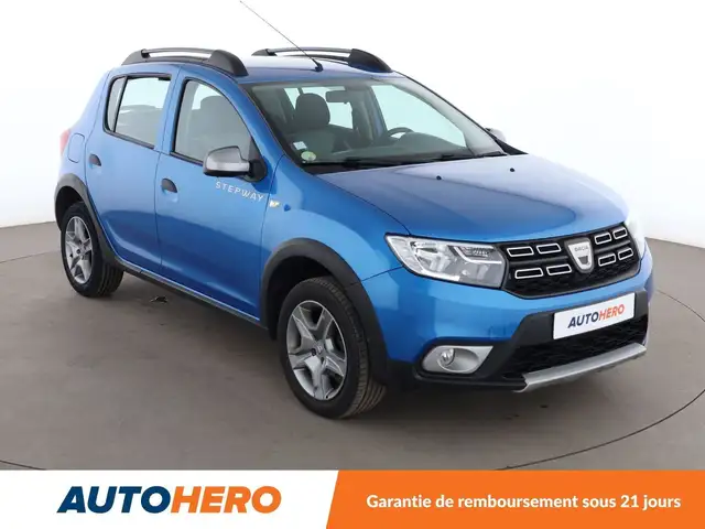 Dacia Sandero Stepway view 8