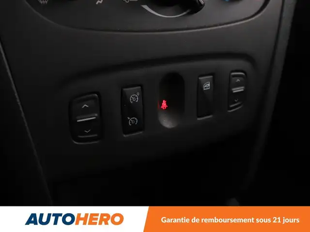 Dacia Sandero view 27