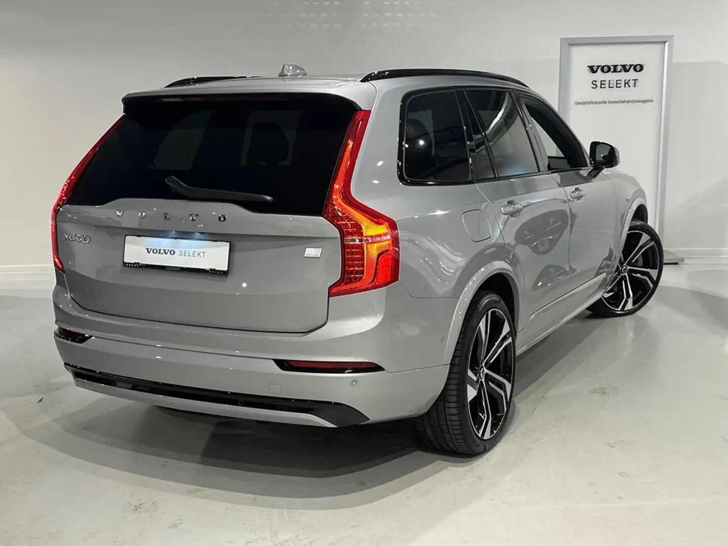Volvo XC90 T8 Recharge Dark Long Range + LUCHTVERING Gris - 2