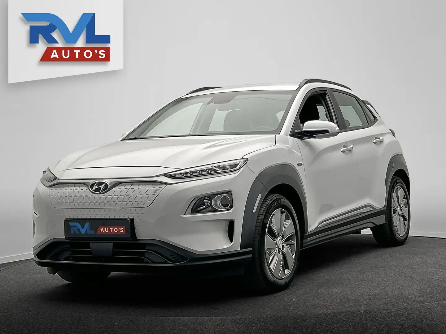Hyundai KONA EV Comfort 39 kWh * 1e Eigenaar * Carplay Adaptive Weiß - 1