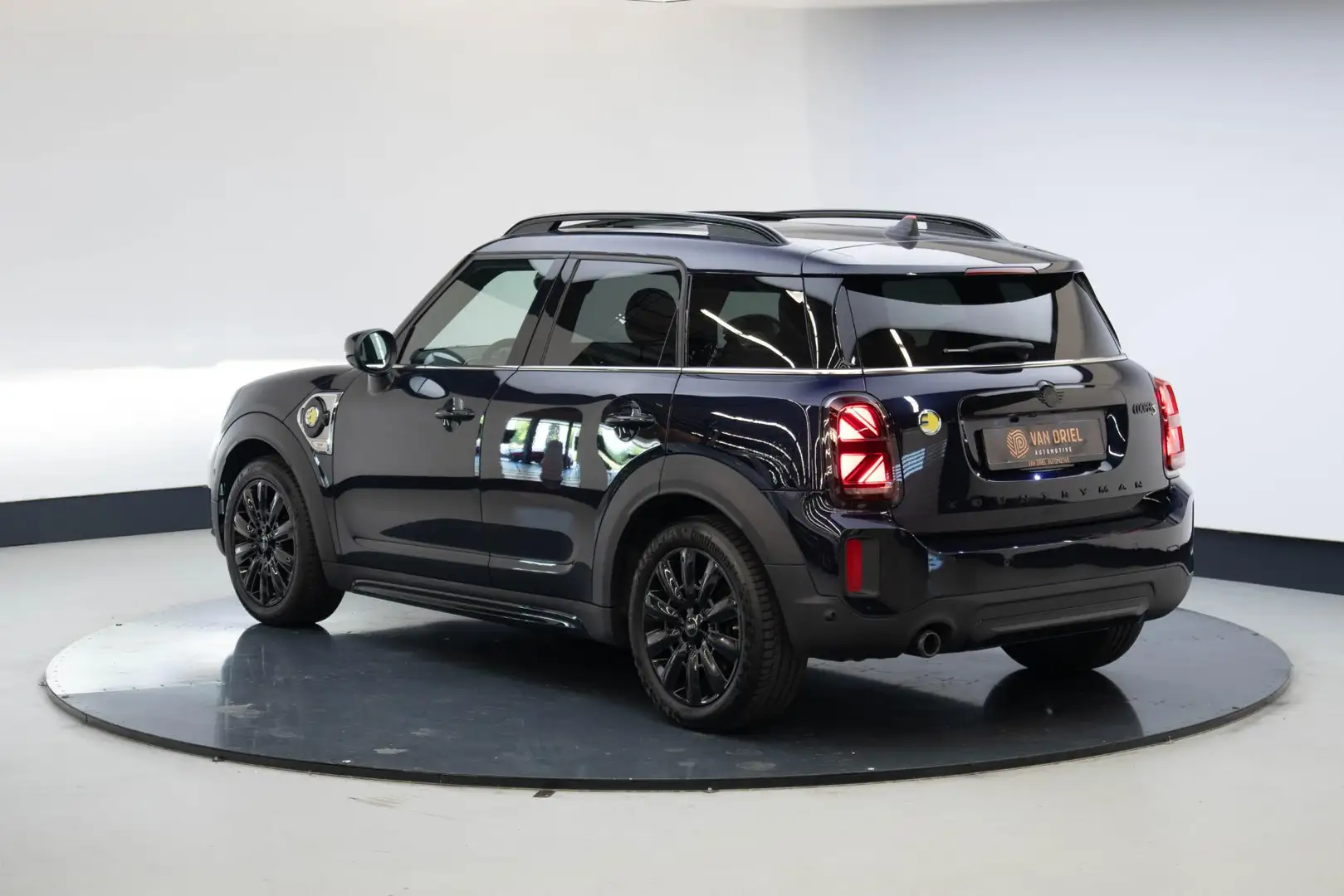 MINI Cooper S Countryman Mini 2.0 E ALL4 MINI Yours | Panoramadak | Leder | Black - 2