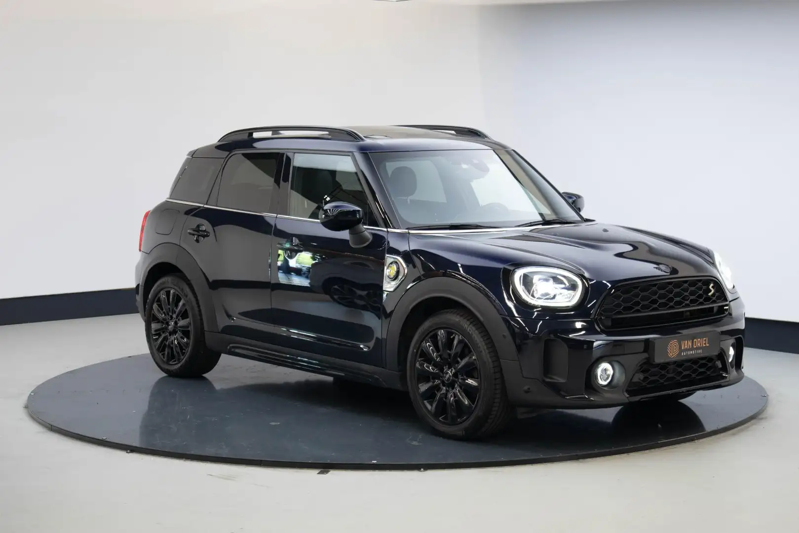 MINI Cooper S Countryman Mini 2.0 E ALL4 MINI Yours | Panoramadak | Leder | Black - 1