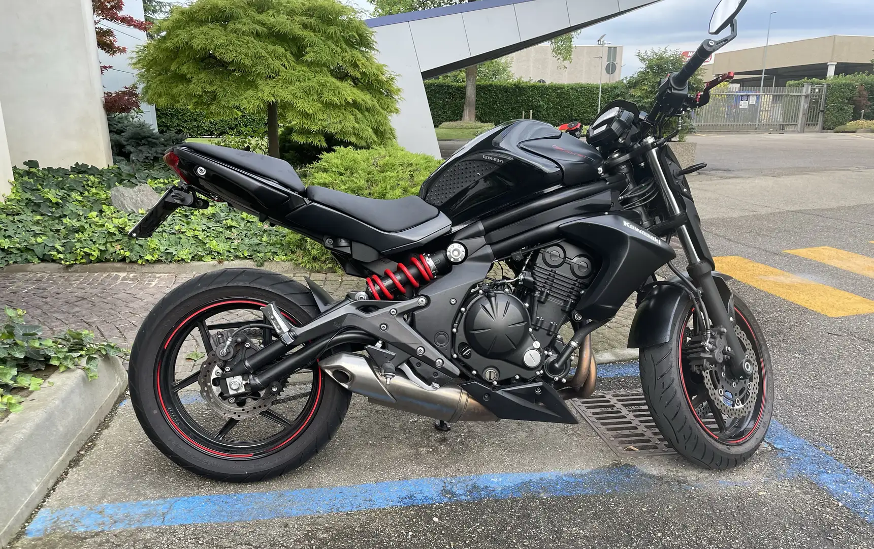 Kawasaki ER - 6 N abs - 1
