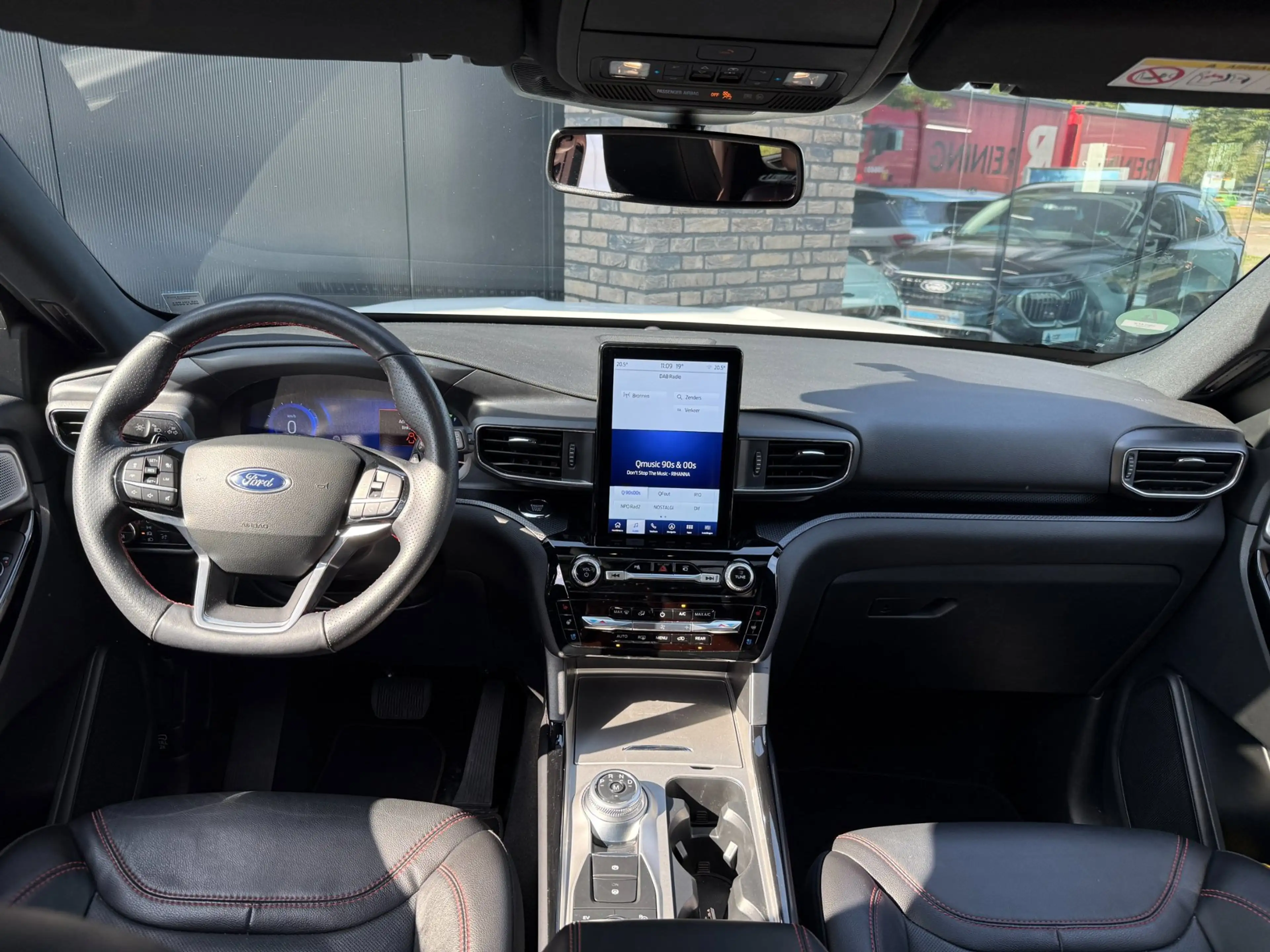 Ford Explorer 3.0 V6 Eco 463spk PHEV ST-Line Trekhaak, Panorama, — photo 29