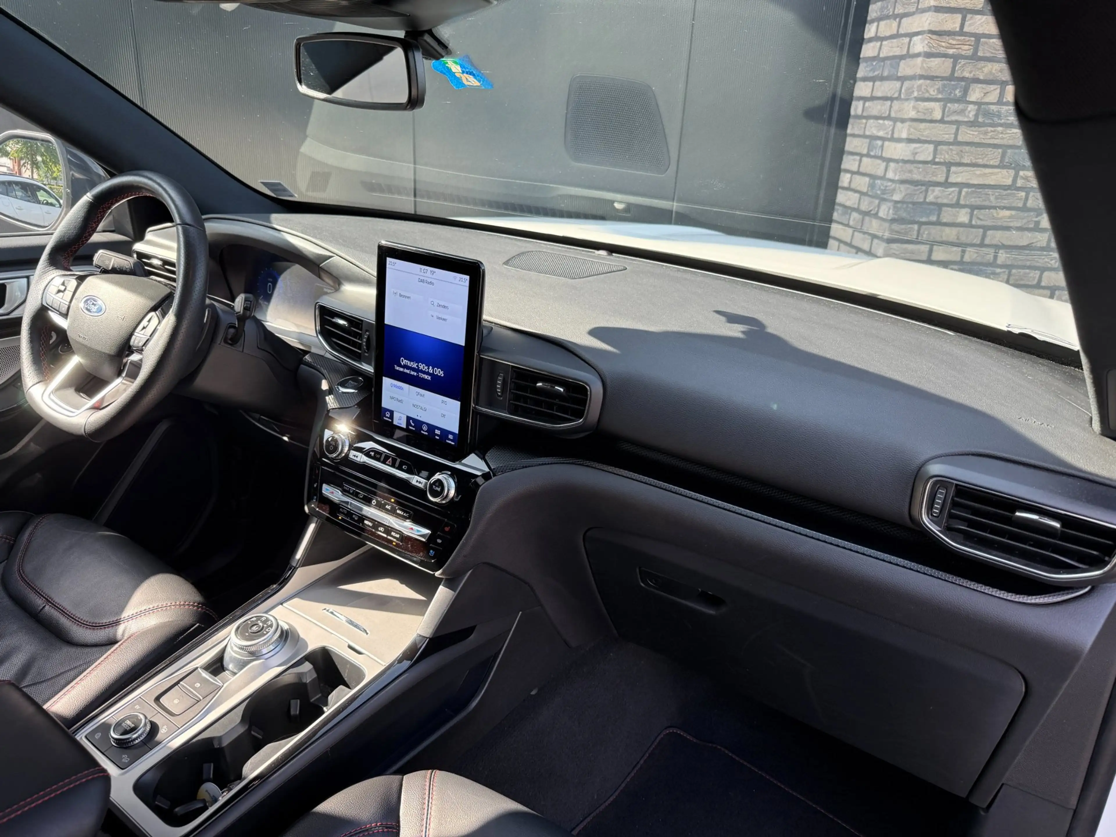 Ford Explorer 3.0 V6 Eco 463spk PHEV ST-Line Trekhaak, Panorama, — photo 28