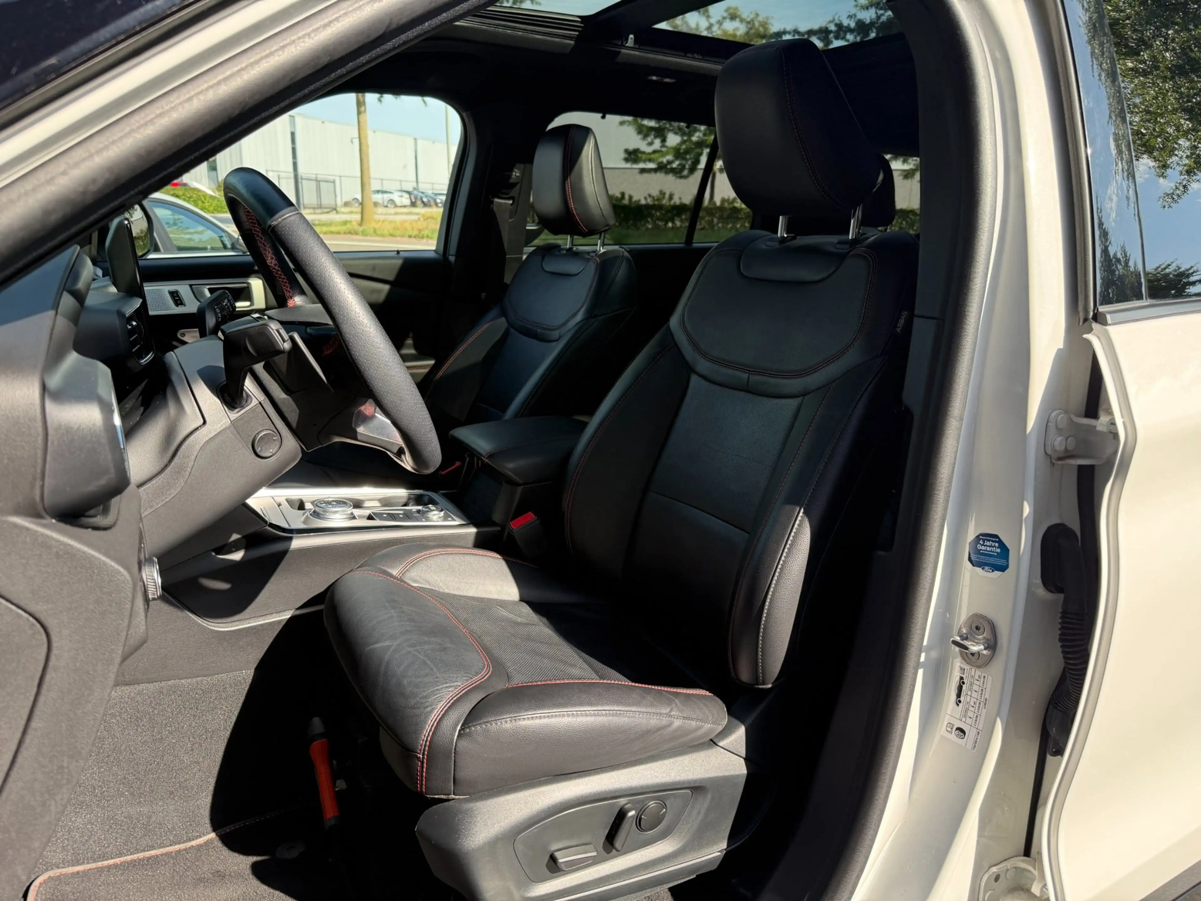 Ford Explorer 3.0 V6 Eco 463spk PHEV ST-Line Trekhaak, Panorama, — photo 10
