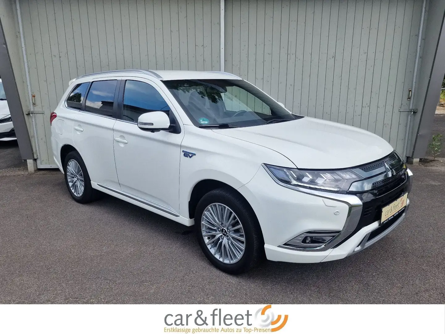 Mitsubishi Outlander PHEV Intro Edition 4WD LED Leder RFK Blanc - 2
