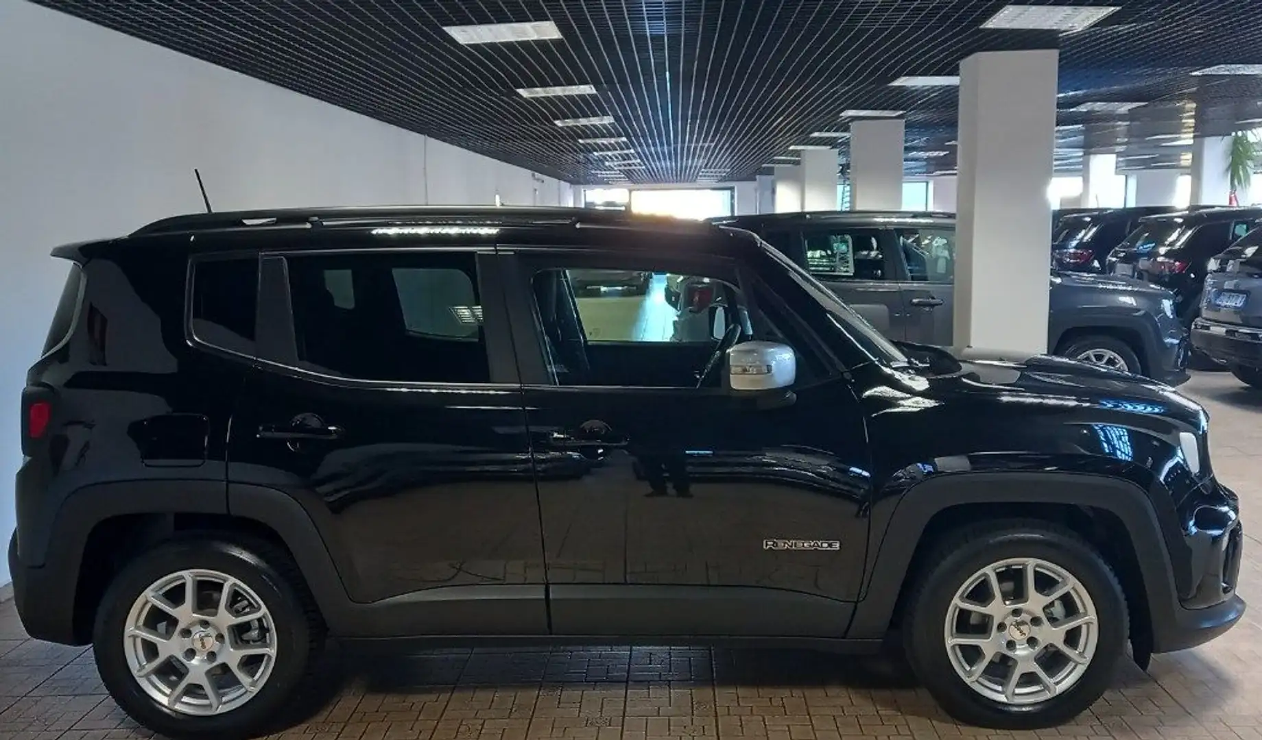 Jeep Renegade 1.6 Mjt 130 CV Limited Autocarro N.1 Nero - 2