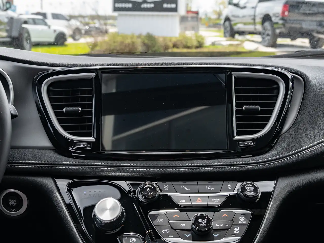 Chrysler Pacifica fotografie Chrysler Pacifica