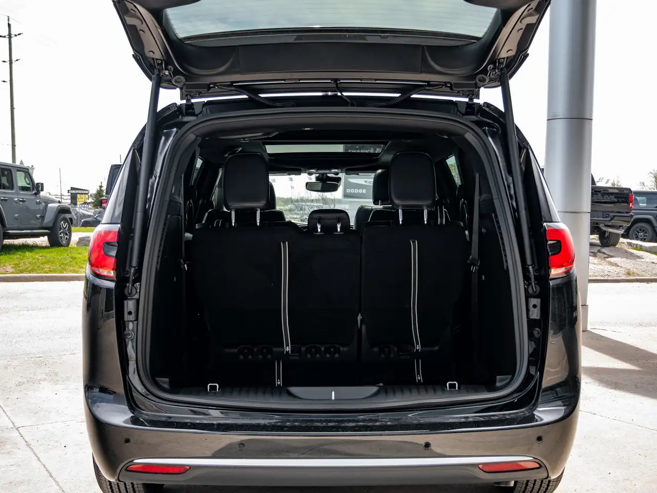 Chrysler Pacifica fotografie Chrysler Pacifica