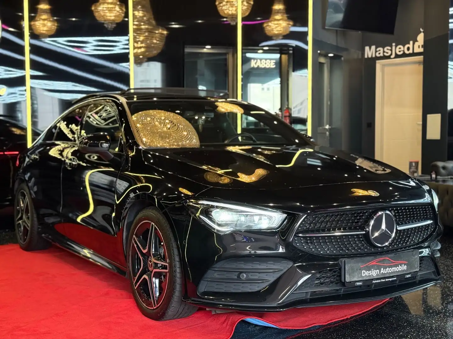 Mercedes-Benz CLA 200 Coupé AMG LINE*PANO/MEMORY/KAMERA/LED Schwarz - 2