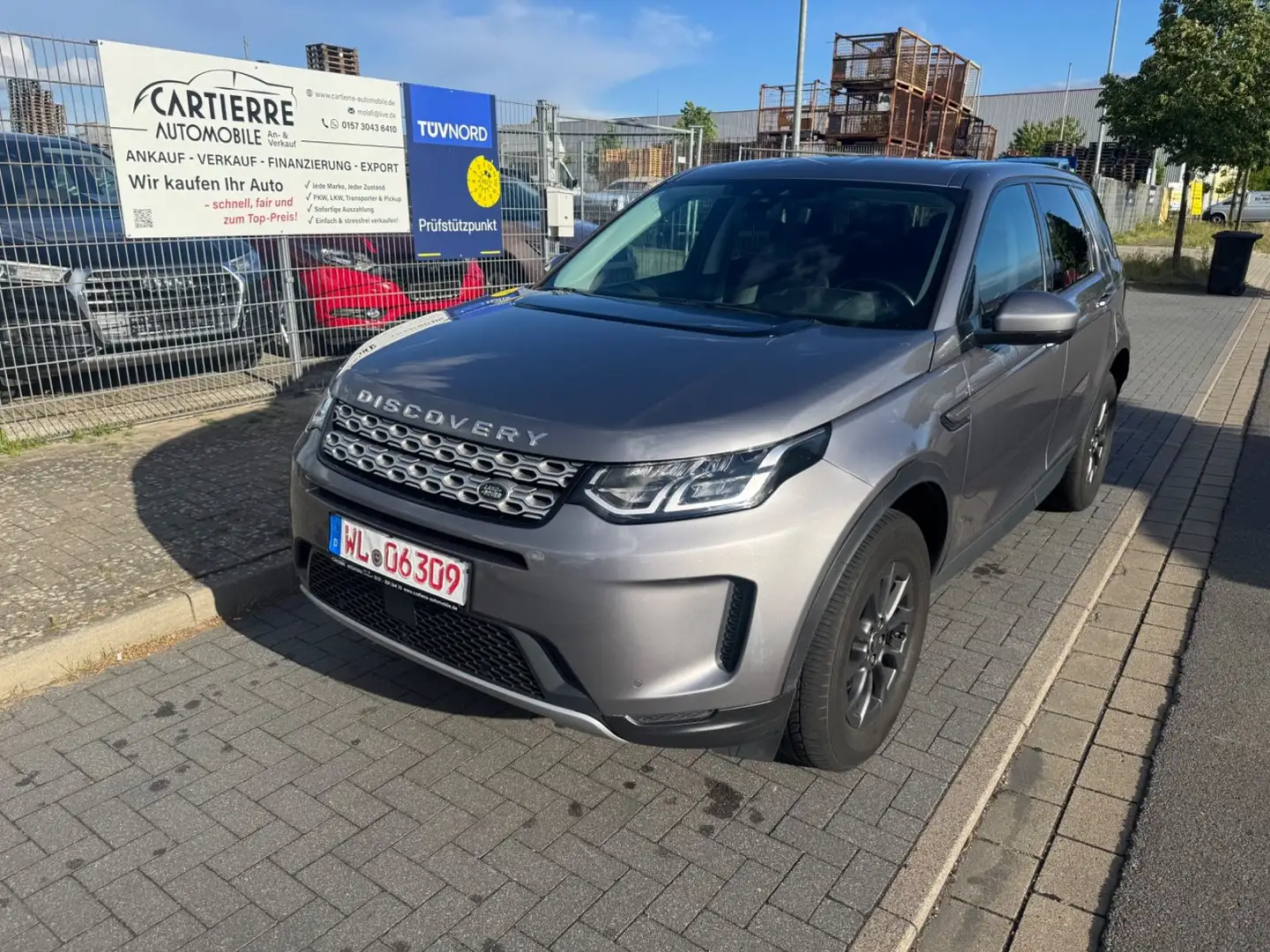 Land Rover Discovery Sport S AWD *1.Hand*Leder*EURO6dTemp* Grigio - 1