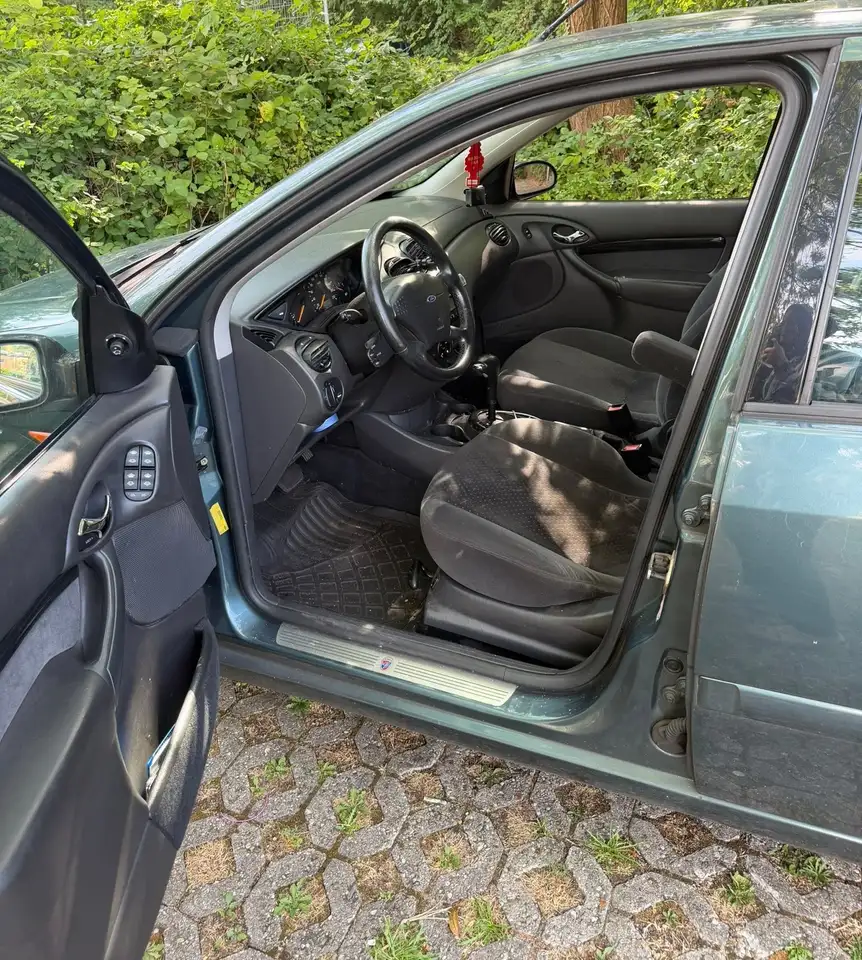 Ford Focus Ghia, foto 6