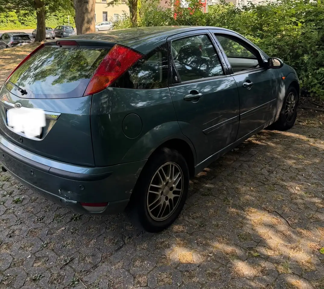 Ford Focus Ghia, foto 1