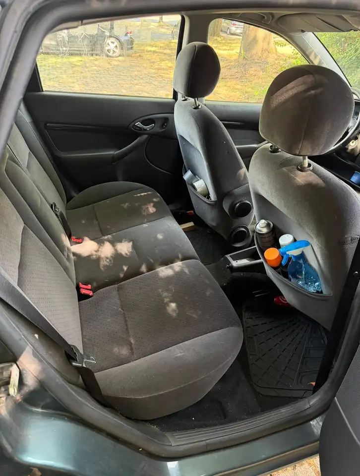 Ford Focus Ghia, foto 12