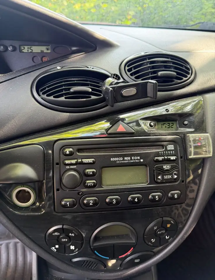 Ford Focus Ghia, foto 10