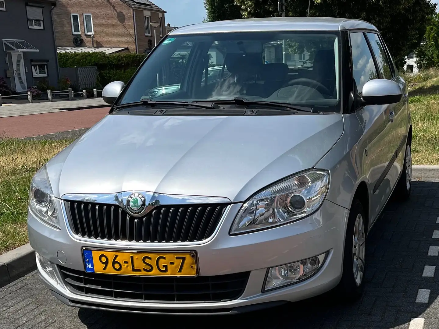 Skoda Fabia Fabia 1.2 TSI Ambition Zilver - 2